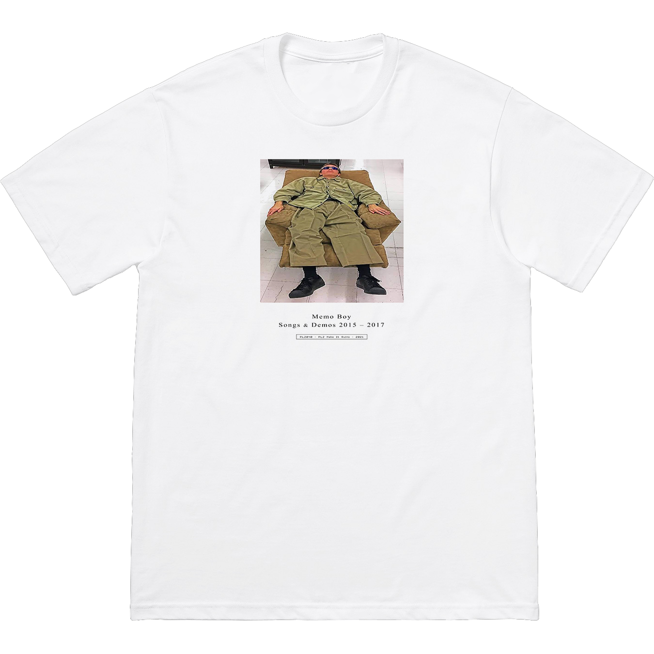 Memo Boy - Recliner T-Shirt